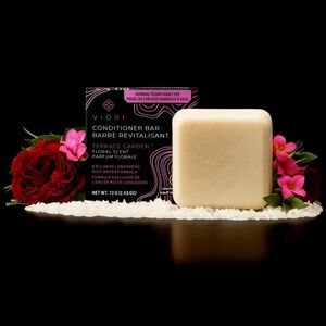 NWT Viori Beauty - Terrace Garden Hair Conditioner Bar